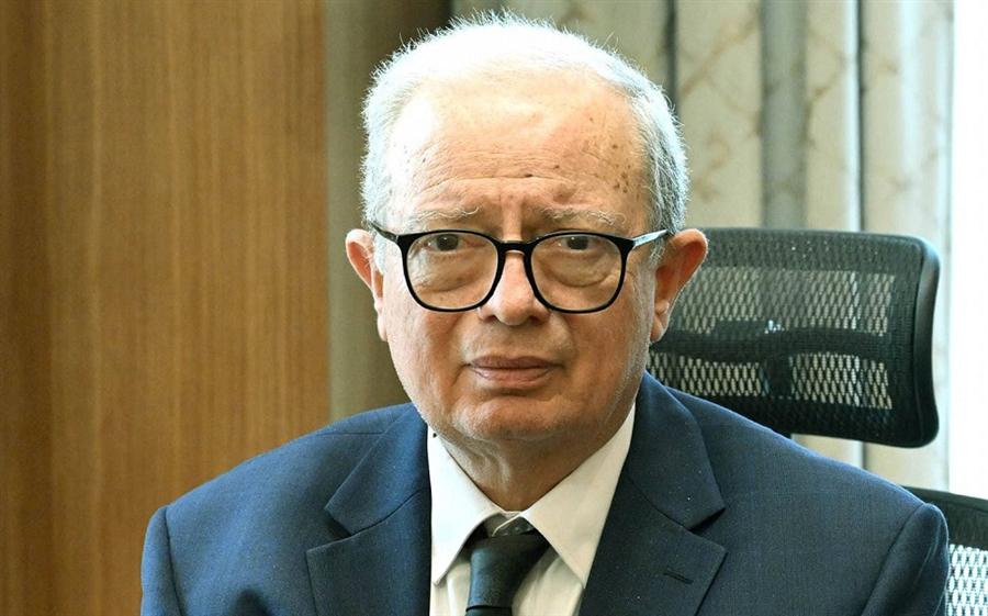 الحكومة تبحث تعزيز تنافسية صناعة الأسمدة وزيادة صادرات القطاع